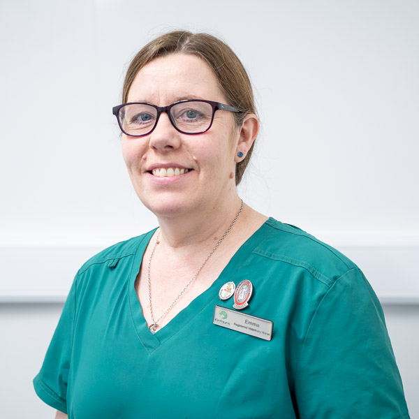Emma Garrood - Kinfauns Veterinary Centre (Web)
