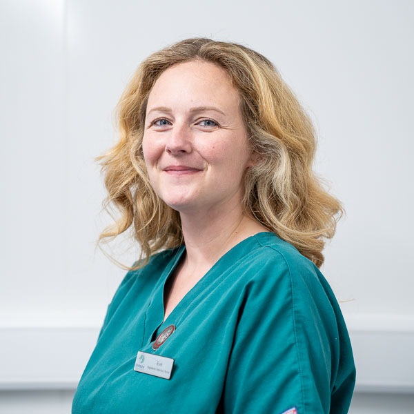Eve Ingram - Kinfauns Veterinary Centre (Web)