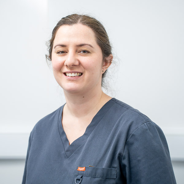 Sophie Belcher - Kinfauns Veterinary Centre (Web)